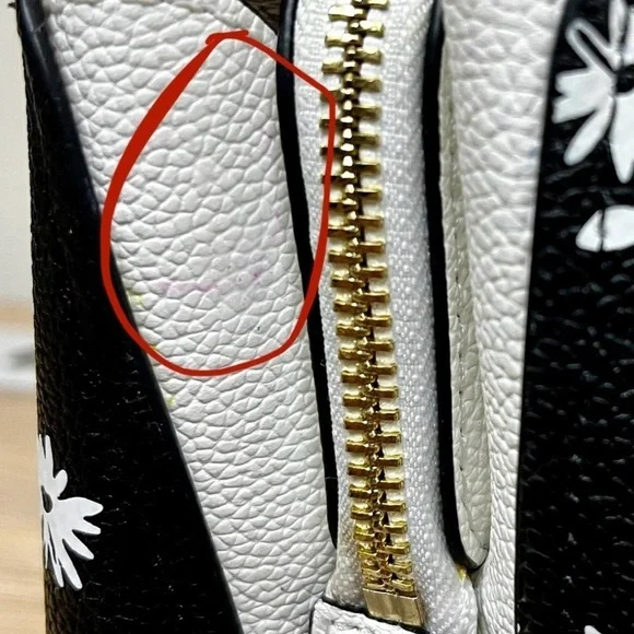 Kate Spade Black and White Floral Crossbody - Picture 11 of 16